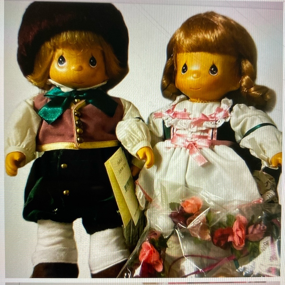 Rare wood Louise & Fredrick Precious Moments dolls